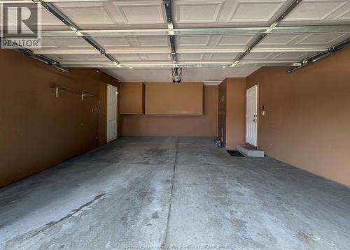 4583 Helsinki, Windsor, ON - Indoor Photo Showing Garage