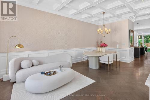245 Florence Avenue, Toronto, ON - Indoor Photo Showing Bedroom