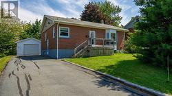 14 Birchfield Crescent  Spryfield, NS B3R 2E7