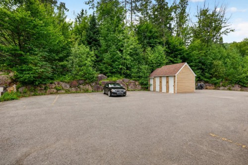 Parking - 1410 Boul. De Ste-Adèle, Sainte-Adèle, QC - Outdoor