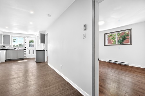 Overall view - 9-4761 Boul. Henri-Bourassa E., Montréal (Montréal-Nord), QC - Indoor