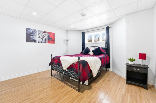Chambre à coucher - 2110 10E Rue, Saint-Georges, QC - Indoor Photo Showing Bedroom