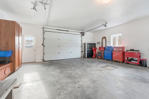 Garage - 2110 10E Rue, Saint-Georges, QC - Indoor Photo Showing Garage