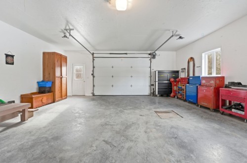 Garage - 2110 10E Rue, Saint-Georges, QC - Indoor Photo Showing Garage