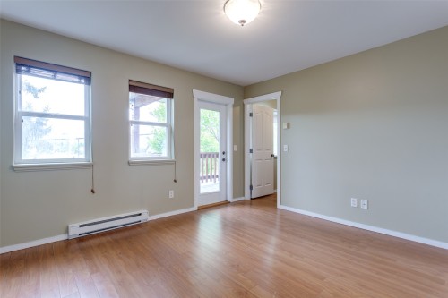 860 Glenwood Avenue, Kelowna, BC - Indoor Photo Showing Other Room