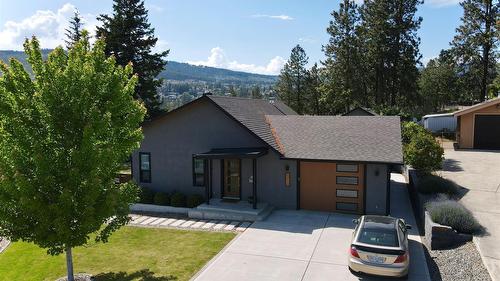 2575 Pineridge Place  West Kelowna, BC V4T 2J7