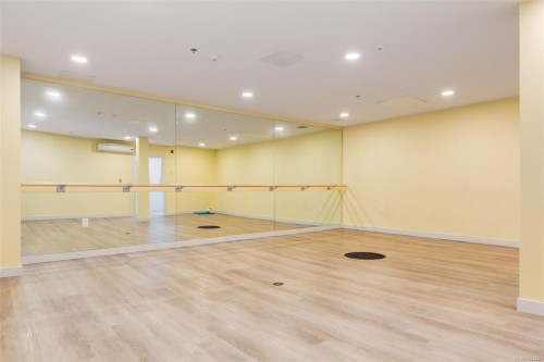 #310-4830 Cedar Ridge Pl, Nanaimo, BC - Indoor Photo Showing Other Room