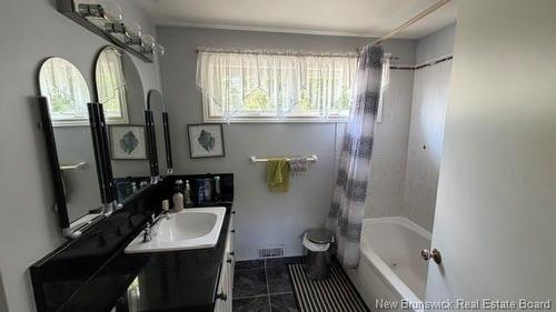 424 Golf St, Bathurst, NB 