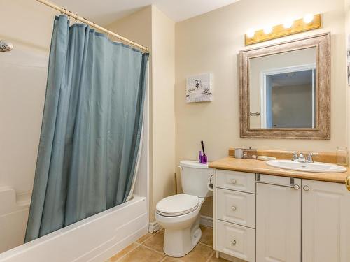 209 Sheppards Run, Beechville, NS - Indoor Photo Showing Bathroom