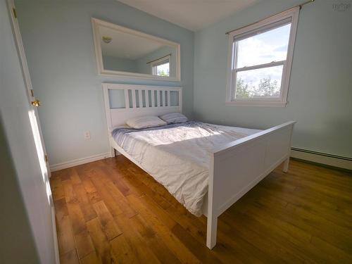 209 Sheppards Run, Beechville, NS - Indoor Photo Showing Bedroom