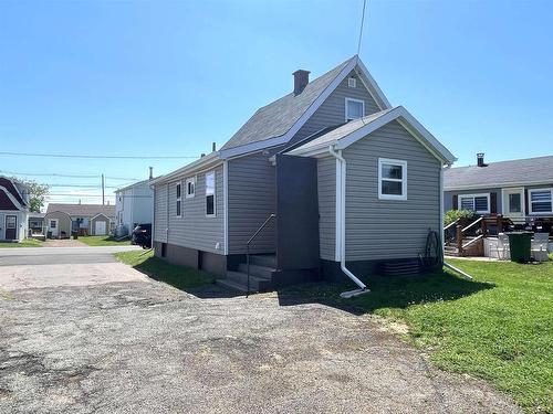 533 Sheen Street, Summerside, PE - Outdoor