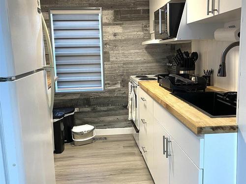 533 Sheen Street, Summerside, PE - Indoor Photo Showing Kitchen