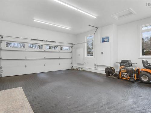 3224 203 Highway, Middle Ohio, NS - Indoor Photo Showing Garage