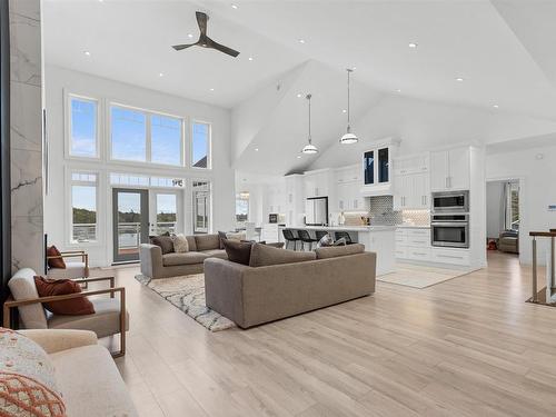3224 203 Highway, Middle Ohio, NS - Indoor Photo Showing Living Room