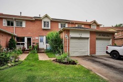 26 Field Crescent Ajax, ON L1Z 1A8