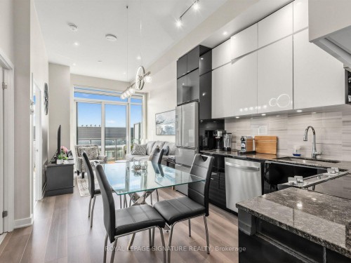 1205-100 Eagle Rock Way, Vaughan, ON - Indoor