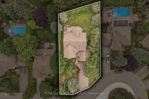 107 Windham Trail, Aurora, ON - 