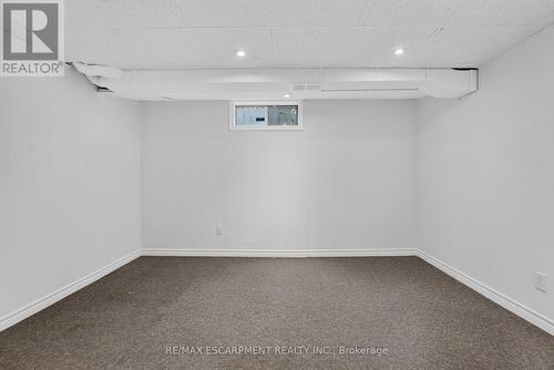 2450 Overton Drive, Burlington, ON - Indoor Photo Showing Other Room