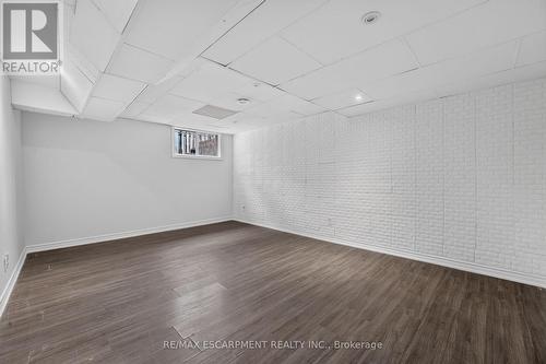 2450 Overton Drive, Burlington, ON - Indoor Photo Showing Other Room