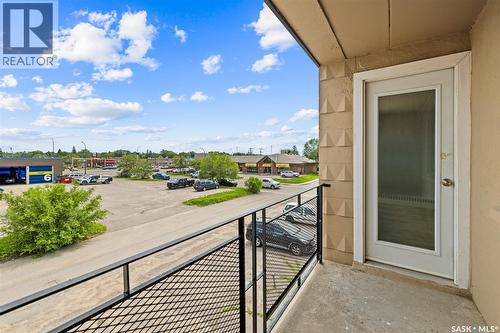 21 2620 5Th Avenue N, Regina, SK - Outdoor With Balcony With View