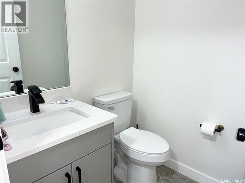 222 Nightingale Road, Saskatoon, SK - Indoor Photo Showing Bathroom