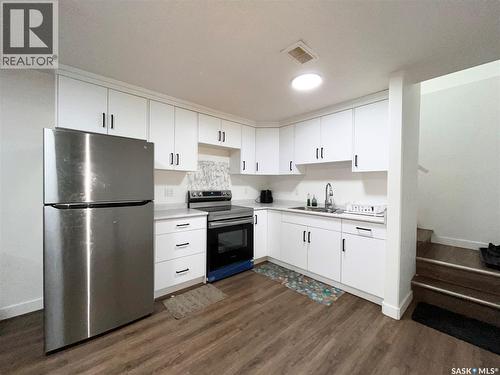 222 Nightingale Road, Saskatoon, SK - Indoor Photo Showing Kitchen