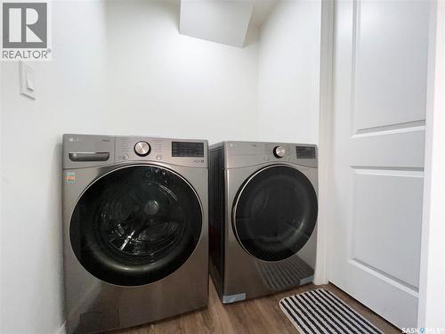 222 Nightingale Road, Saskatoon, SK - Indoor Photo Showing Laundry Room