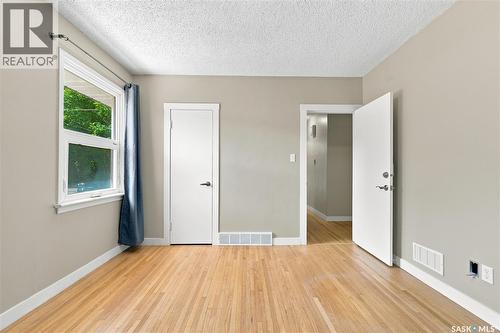 1116 Ewart Avenue, Saskatoon, SK - Indoor Photo Showing Other Room