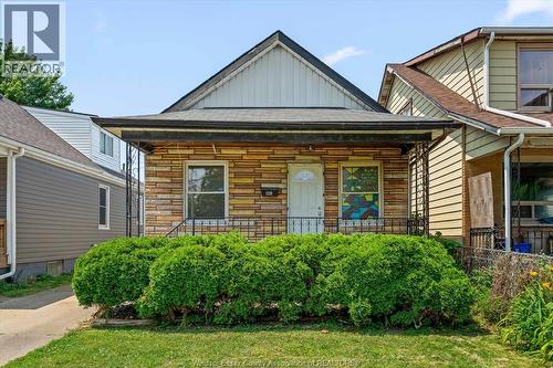 1217 Henry Ford Centre  Windsor, ON N8Y 2T7