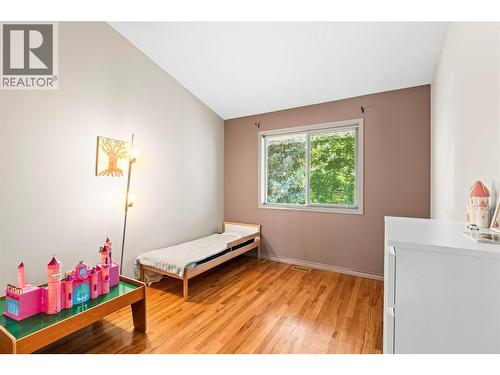 2068 Hunter Crescent, Armstrong, BC - Indoor