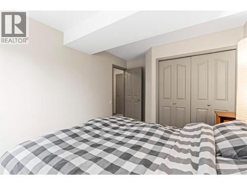 2068 Hunter Crescent, Armstrong, BC - Indoor Photo Showing Bedroom