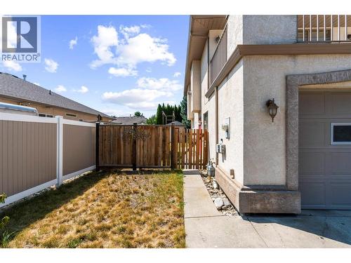 2068 Hunter Crescent, Armstrong, BC - Outdoor With Exterior
