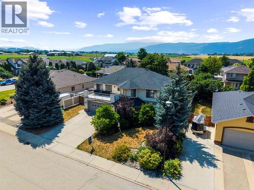 2068 Hunter Crescent, Armstrong, BC - Outdoor