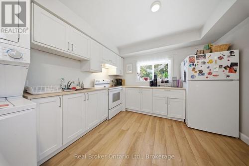 80 Jackson Avenue, Kitchener, ON - Indoor Photo Showing Laundry Room