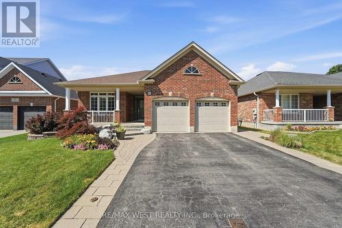 184 TANNERS DRIVE  Halton Hills, ON L7J 3A8