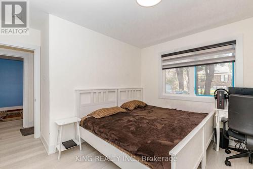 40 Granton Street, Hamilton, ON - Indoor Photo Showing Bedroom