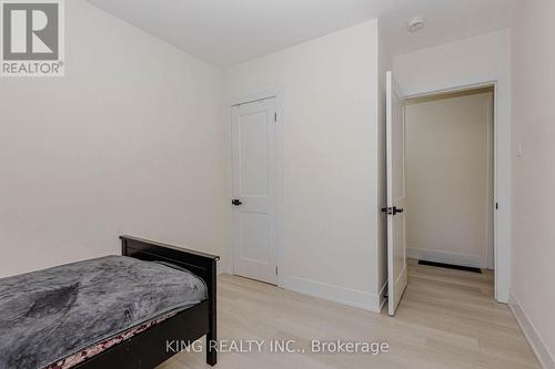 40 Granton Street, Hamilton, ON - Indoor Photo Showing Bedroom