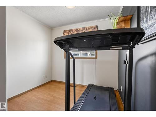547 Evergreen Park Nw, Edmonton, AB - Indoor