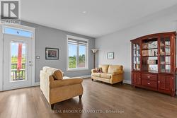 Walkout to balcony - 
