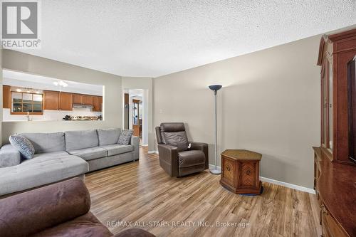68 Patterson Crescent, Ajax, ON - Indoor Photo Showing Living Room