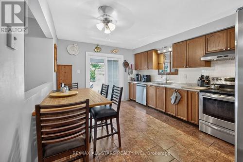 68 Patterson Crescent, Ajax, ON - Indoor Photo Showing Kitchen