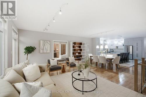 126 Second Avenue, Uxbridge, ON - Indoor