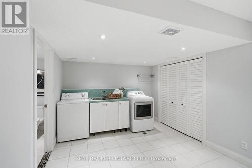 126 Second Avenue, Uxbridge, ON - Indoor Photo Showing Laundry Room