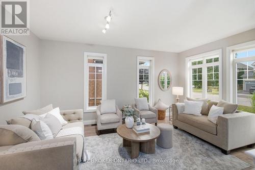 126 Second Avenue, Uxbridge, ON - Indoor Photo Showing Living Room