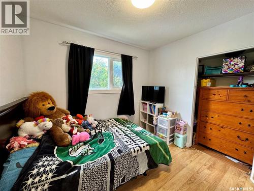 553 26Th Street E, Prince Albert, SK - Indoor Photo Showing Bedroom