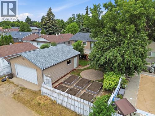 210 Laval Crescent, Saskatoon, SK - Outdoor With Exterior