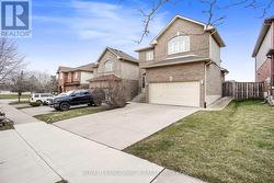 BASEMENT - 11 MEADOW WOOD CRESCENT  Hamilton (Stoney Creek), ON L8J 3Z7