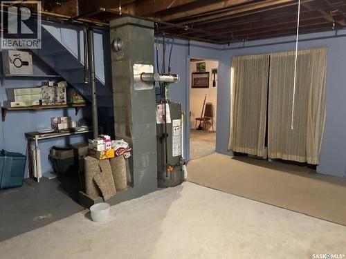 1009 Main Street, Canora, SK - Indoor Photo Showing Basement