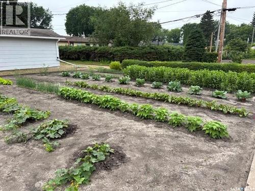 1009 Main Street, Canora, SK - Outdoor