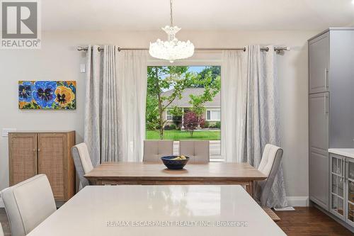 715 Drury Lane, Burlington, ON - Indoor Photo Showing Dining Room